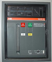 Air Insulated Circuit Breaker